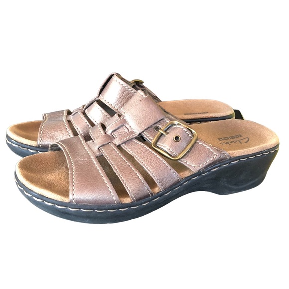 Clarks | Shoes | Clarks Sandals Metallic Brown Size 7 | Poshmark